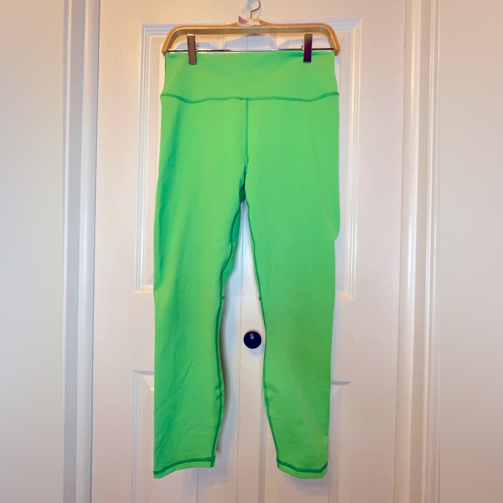 Fabletics legging, capri length